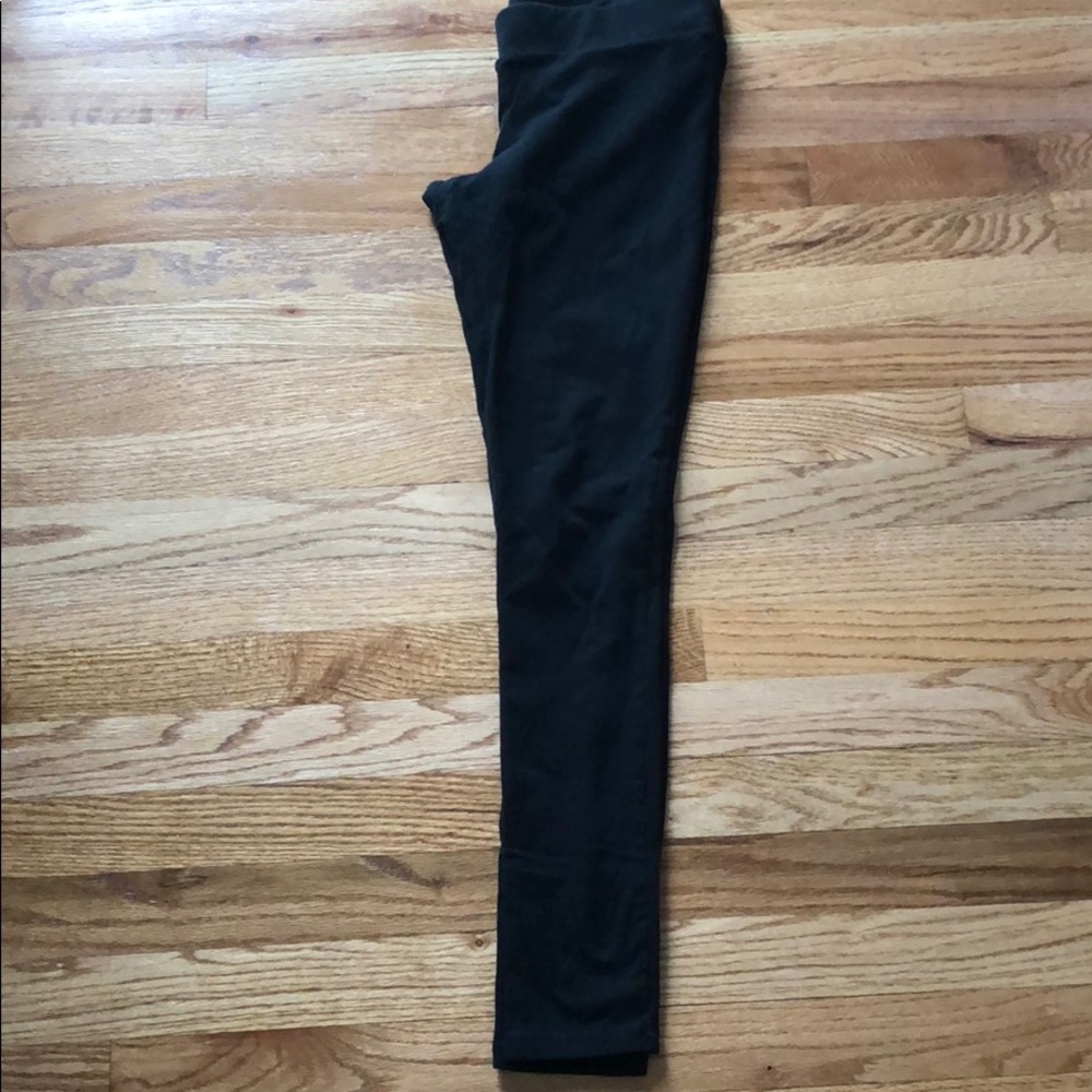 (Liz Lange Maternity) Under belly leggings